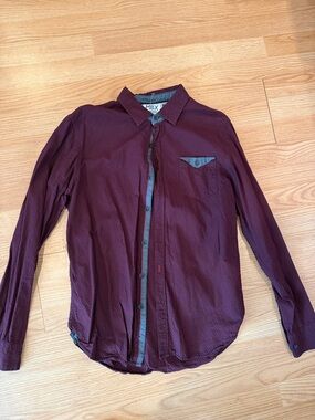 MBX Men's Burgundy Casual Button-Down Shirt